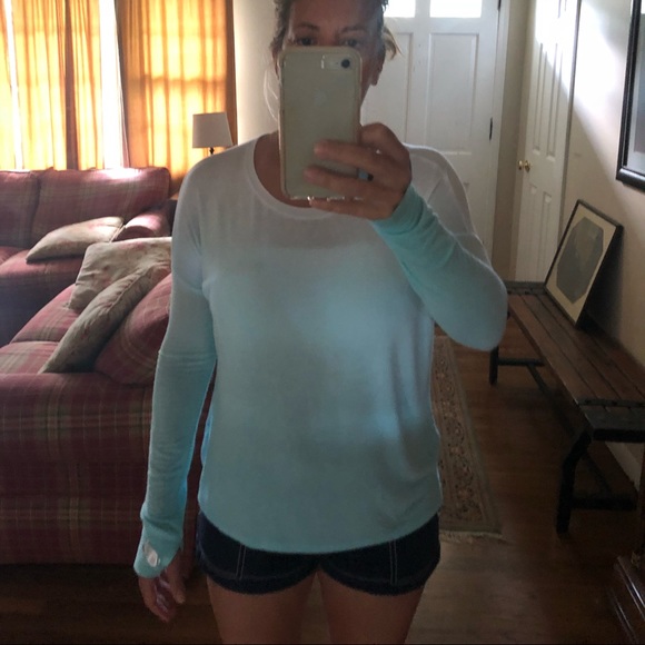 Ombré shirt with open back - Picture 2 of 8